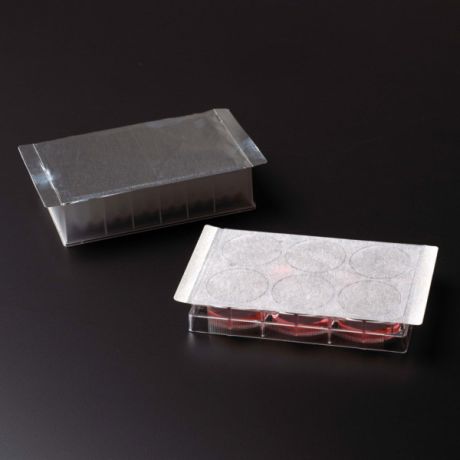 Sealing films for tissue culture plates