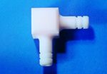 Teflon csőcsatlakozó, L- alakú,  ág Ø6.8 mm, cső Ø3mm