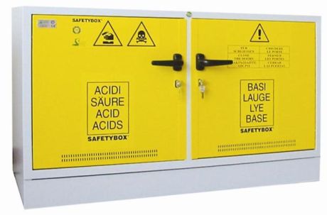 SAFETYBOX AB 900/50 típusú lúg- és savtároló szekrények elszeparált belső térrel