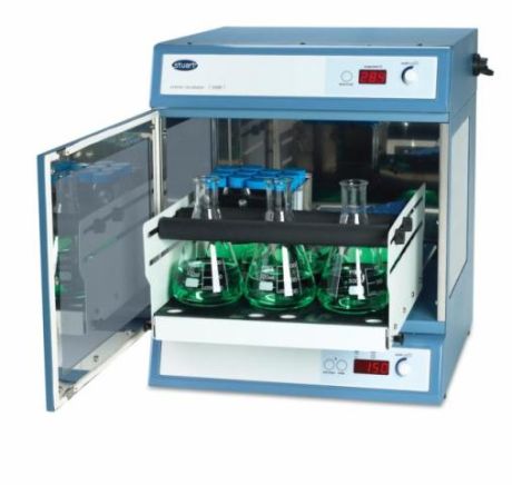 STUART SI500 shaking incubator