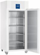 Légkeveréses professzionális labor hűtőszekrény, LKPv 8420, 856 l, fehér porszórt, teleajtós